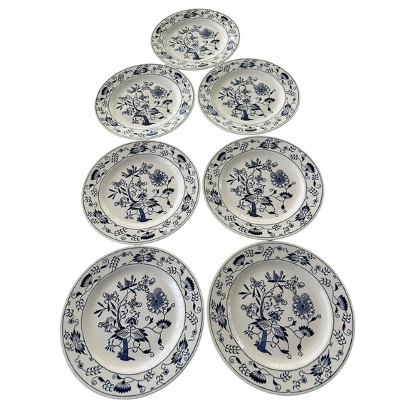Set Of 7  Royal China Doorn Blue Onion 10” Ceramic Ironstone Dinner Plate Floral - Picture 1 of 7